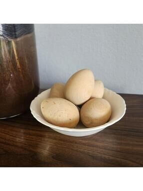 Lot of 5 Vintage Wooden Eggs Flat Bottom Unfinished Craft Egg